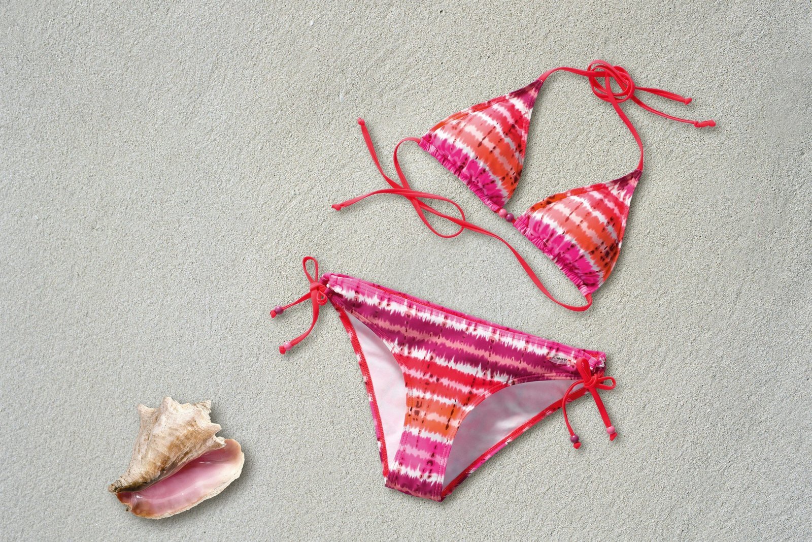 Your Best Guide To Swimwear Manufacturing: Bikinis & One-Pieces