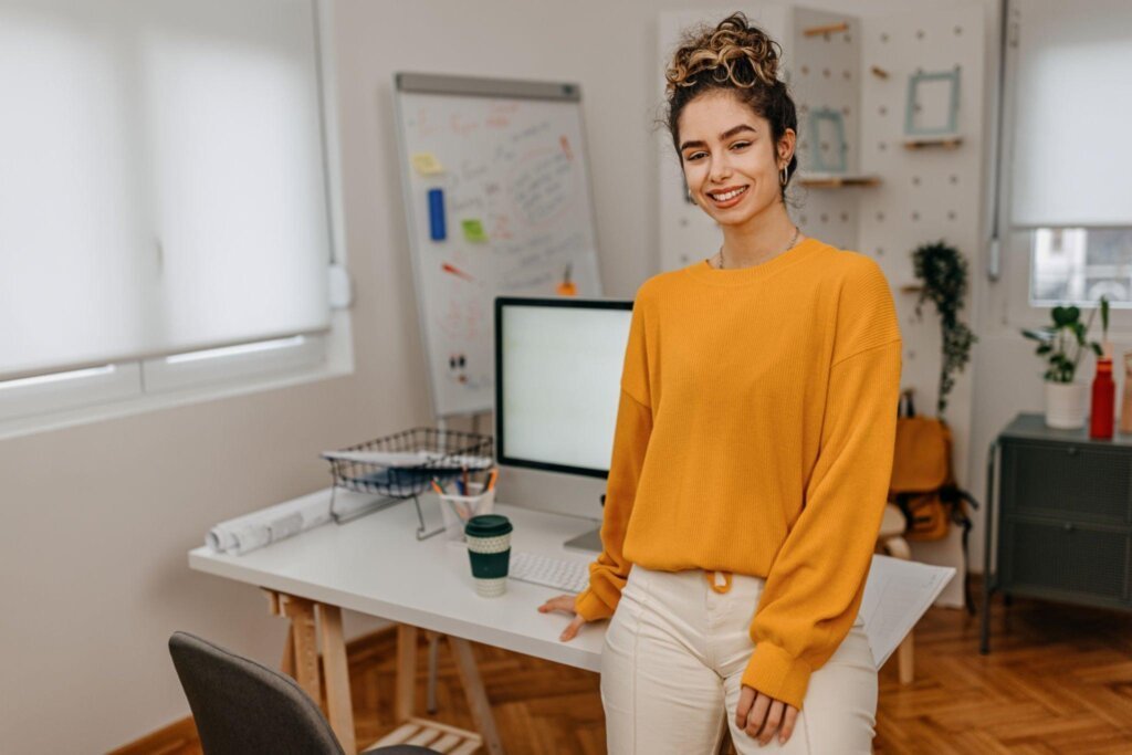 Key Difference Between Hoodie Vs. Sweatshirt