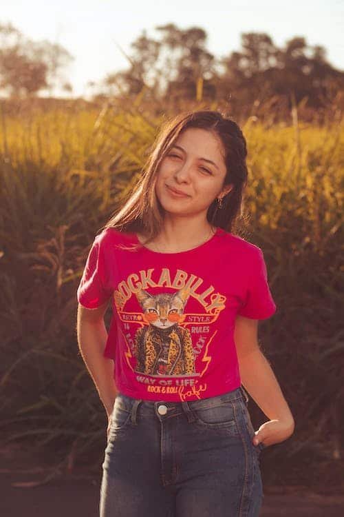 16 Types Of Customized T-Shirt Decorations That Women Love