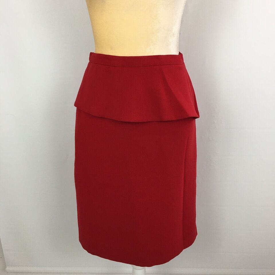 A Comprehensive Guide To Manufacturing Women’S Skirts