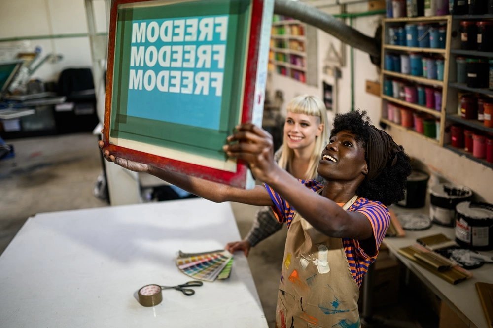 Your 2025 Guide To Starting A Print On Demand Business